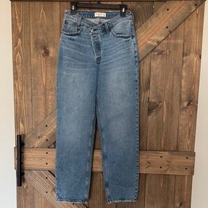 Abercrombie & Fitch The Dad High Rise Size 27 / 4R
